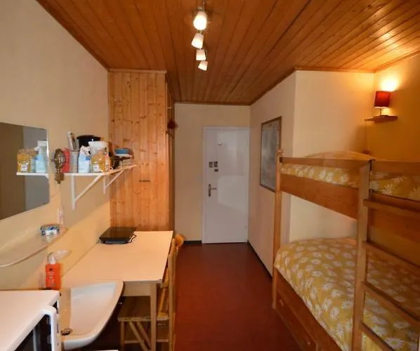 Studio Room Gasthuis Celerina/Schlarigna